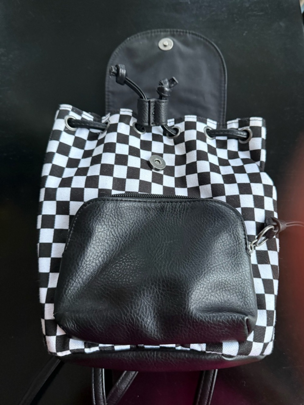 Vans Black & White Checkerboard Mini Backpack - Picture 5 of 8